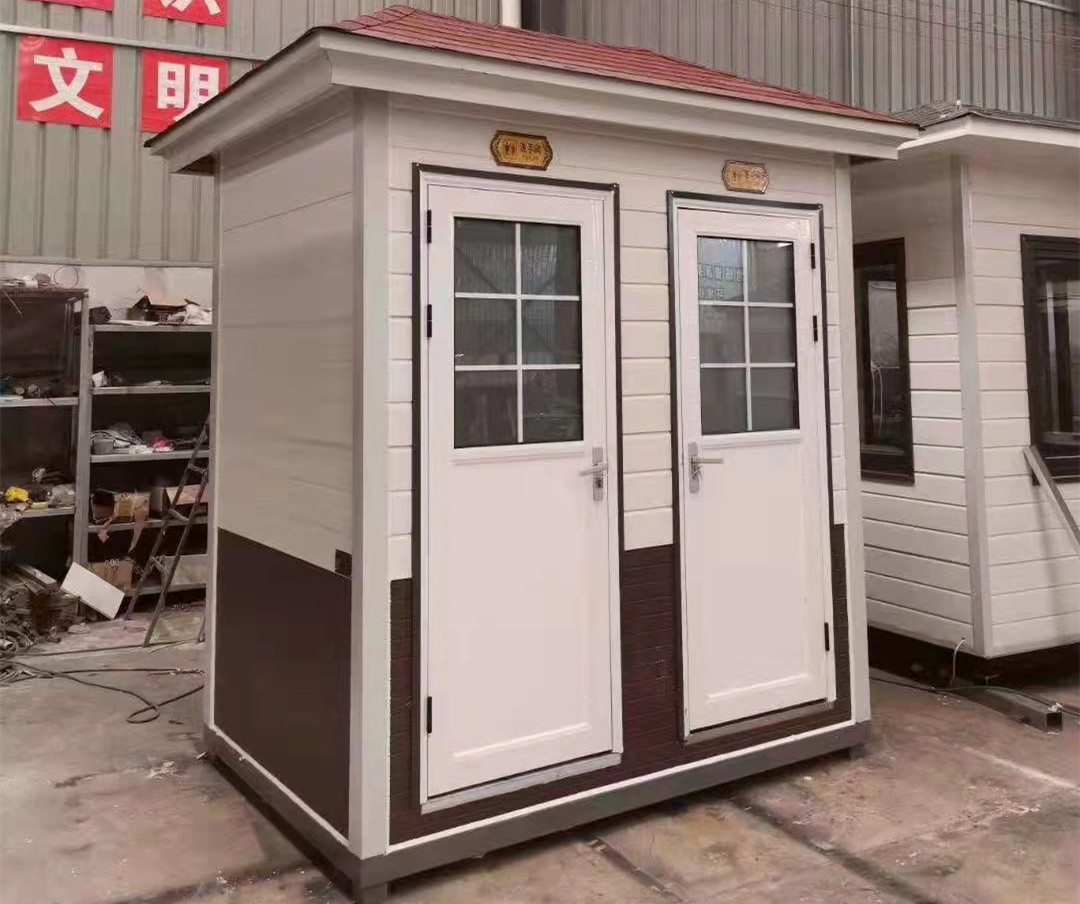 移動(dòng)廁所生產(chǎn)車(chē)間實(shí)拍